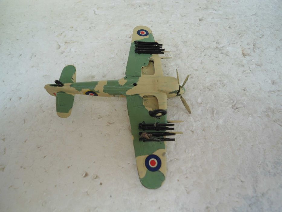 KIT Avião monomotor ver fotos