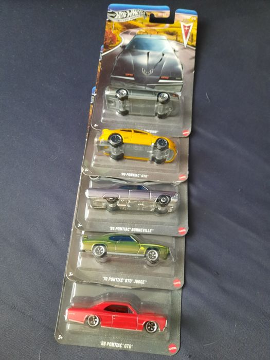 Hot Wheels Zestaw 5 Pontiac Silver Series Chase w Secie