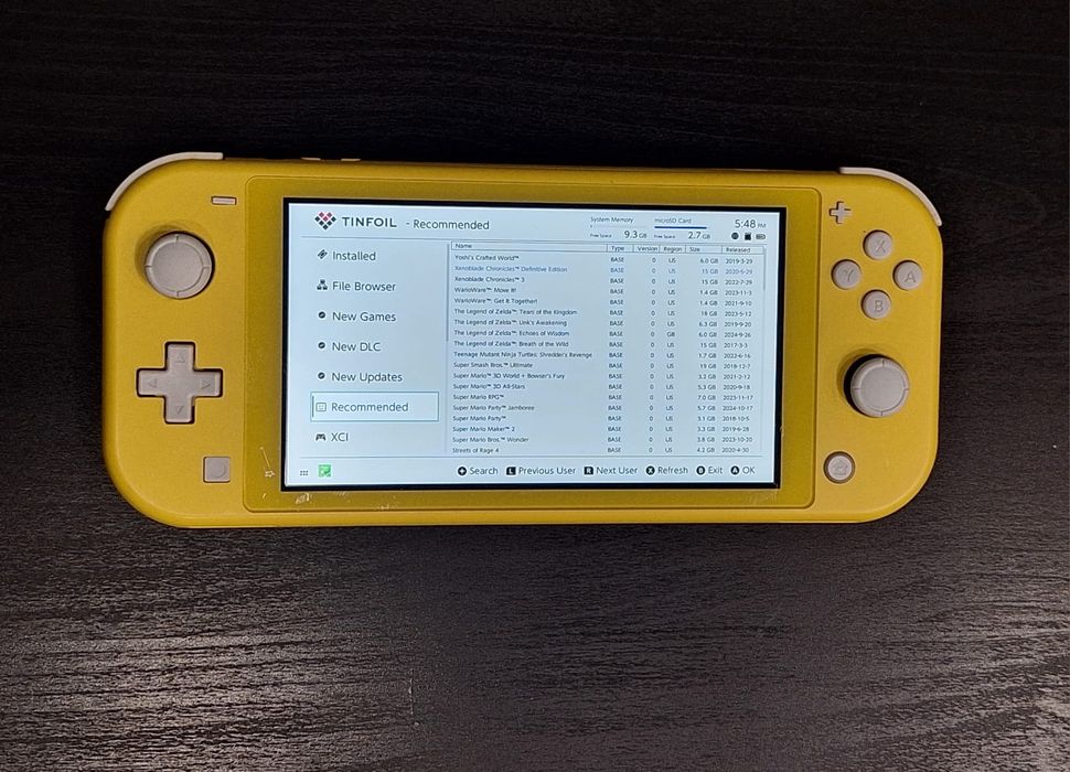 Nintendo Switch Lite Amarela com Pico fly
