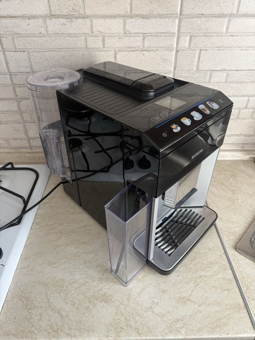 Кавомашина Siemens EQ500 integral