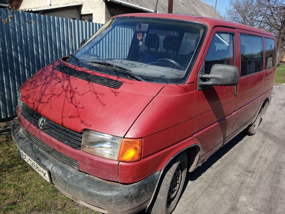 Продам автомобіль Т4 1995 року 2,4 мотор.