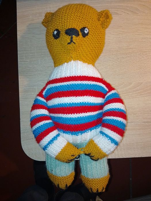 Продам вязаного мишку