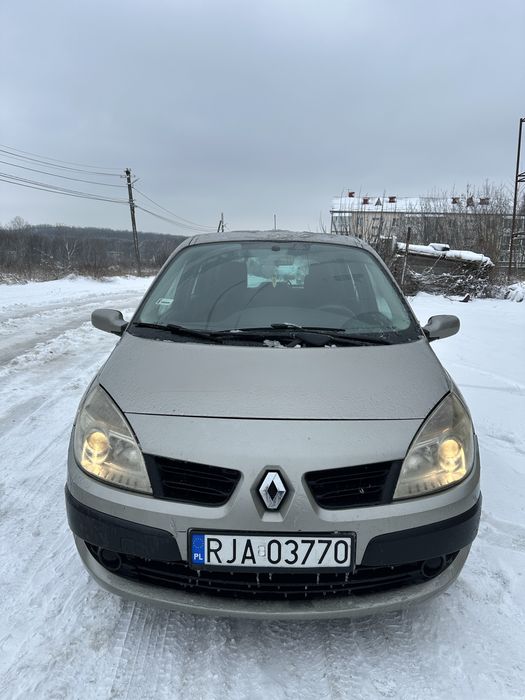 Продам нерозмитнений Renault Sceniс 1.5 дізель