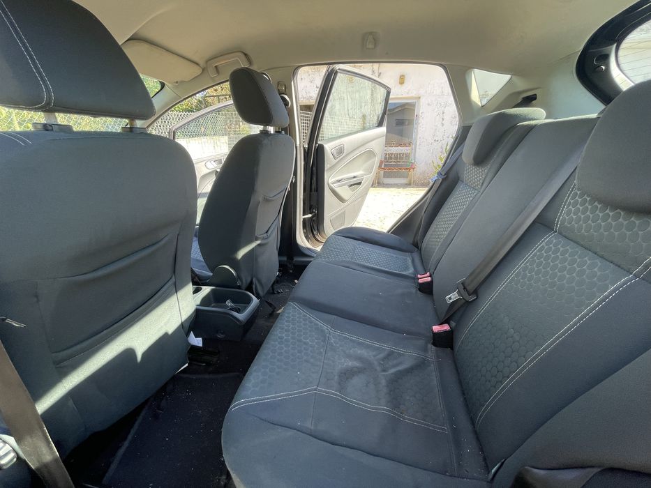 Carro ford fiesta
