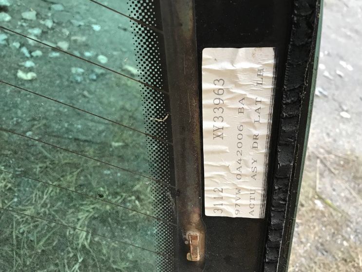 Скло задньої ляди Ford Galaxy 1999