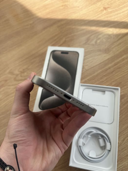 Iphone 15 Pro Max de 256gb com fatura ( Como Novo)