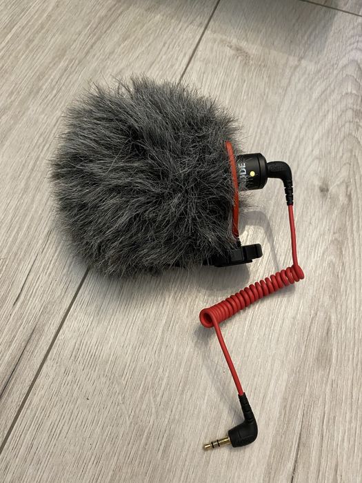 Mikrofon Rode videomicro dead cat do aparatu kamery stream youtube