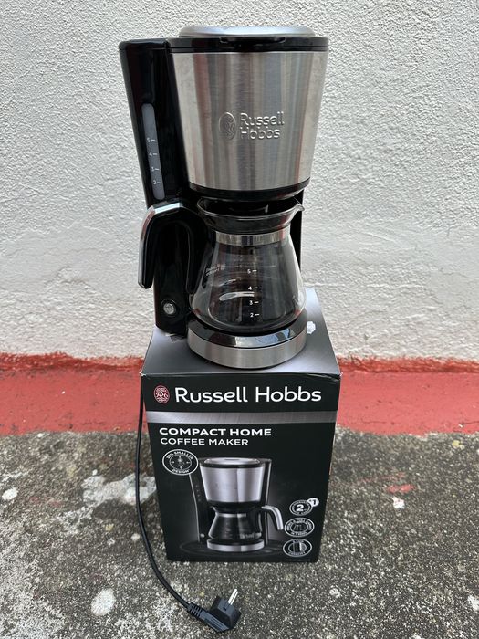 Máquina de Café Filtro Russell Hobbs - Preto e Inox