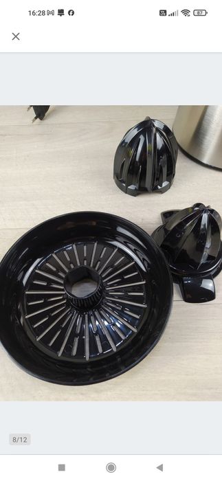 Russell Hobbs Wyciskarka do cytrusów 60W OPIS

Powystawowa z