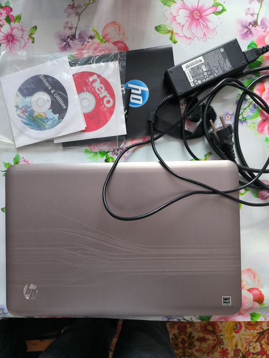 Ноутбук HP pavilion  dv6-3082