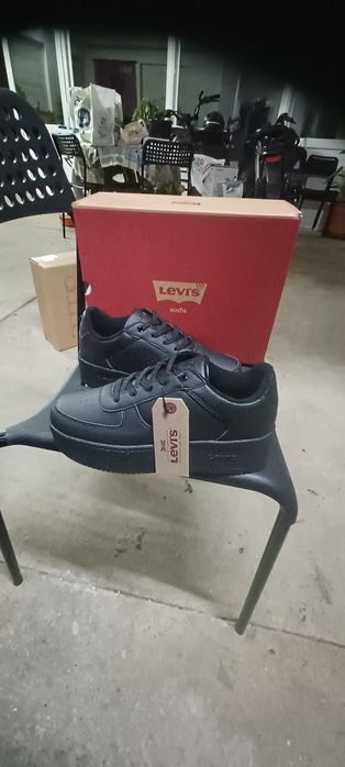 Sapatilhas Levi's New Union Black N36