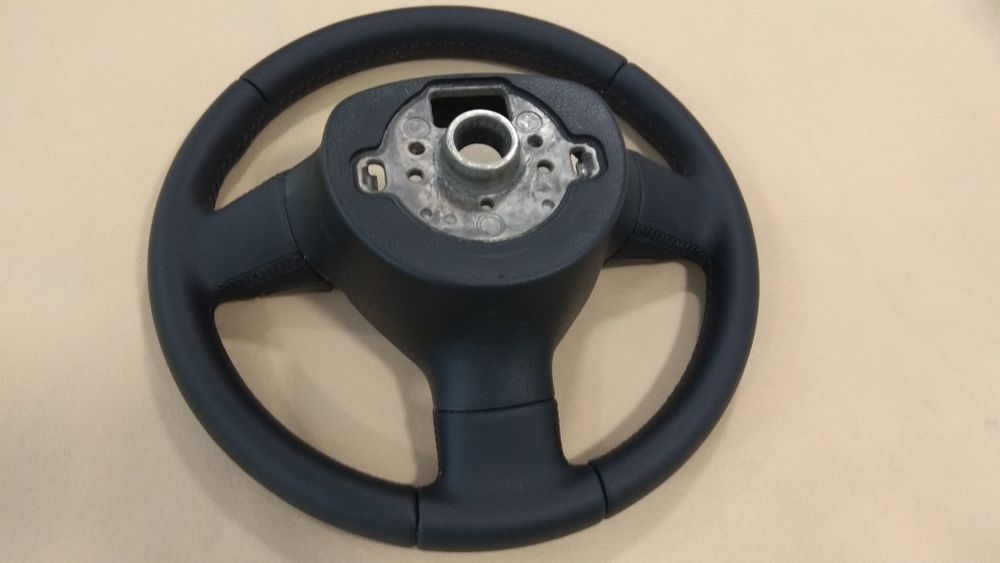 Продам руль WV кадік джета пассат гольф Фольксваген