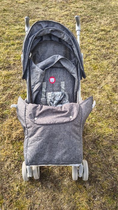 Wózek spacerowy Lionelo Irma Grey/Dark Grey