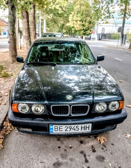 Продам BMW 5 E34