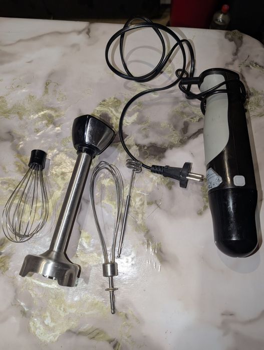 Блендер Rotex RTV807-B