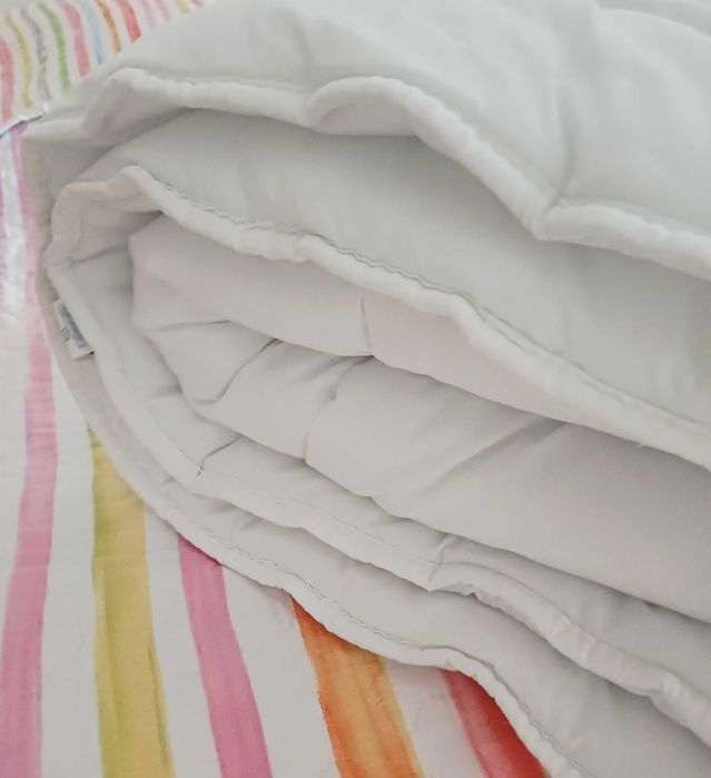 Edredão para cama de grades de bebé