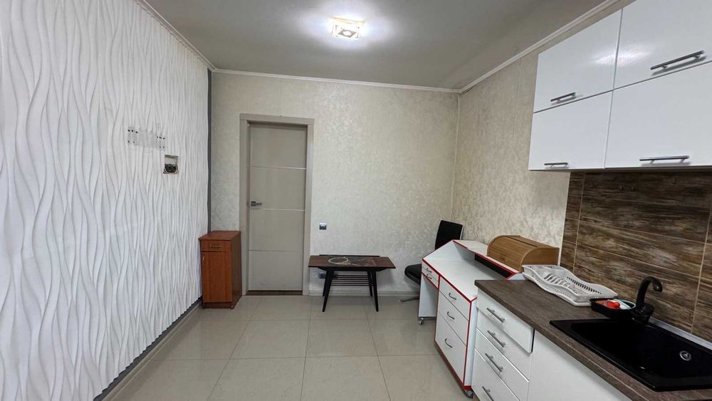 1к квартира з ремонтом.  Сертифікат  Газ  Балкон