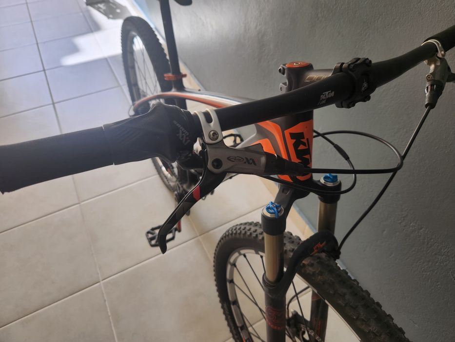 Bicicleta KTM RODA 29"