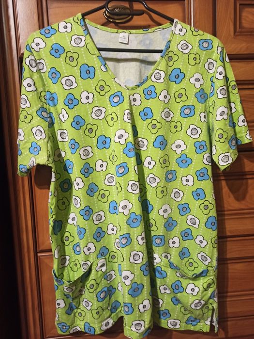 Bluzy medyczne rozm. L