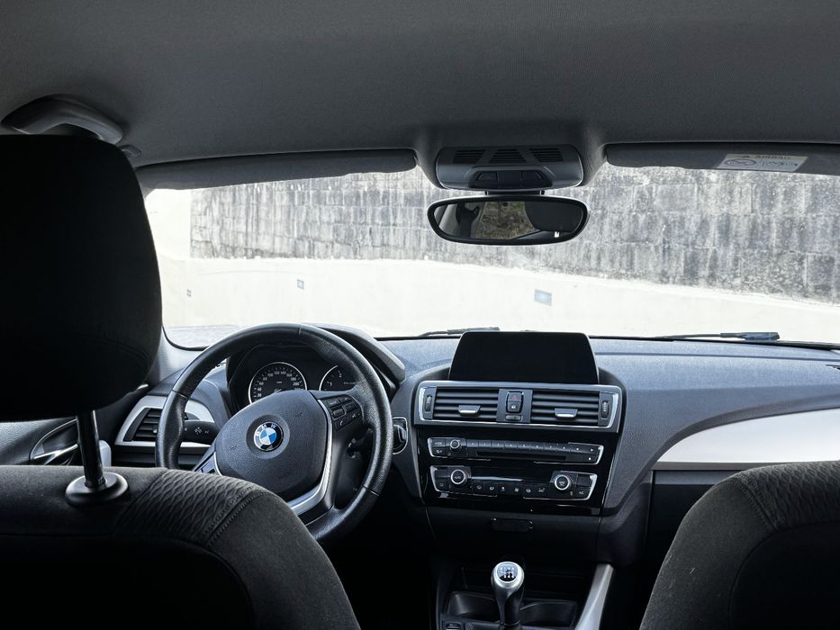 BMW 116D LCI 2017 GARANTIA INCLUIDA