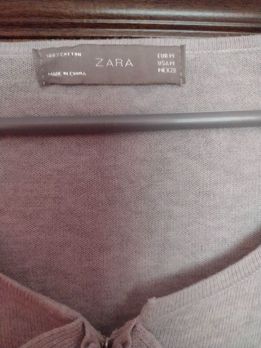 Sweterek narzutka Zara