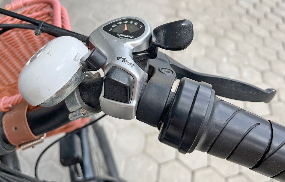 Bicicleta elétrica em bom estado