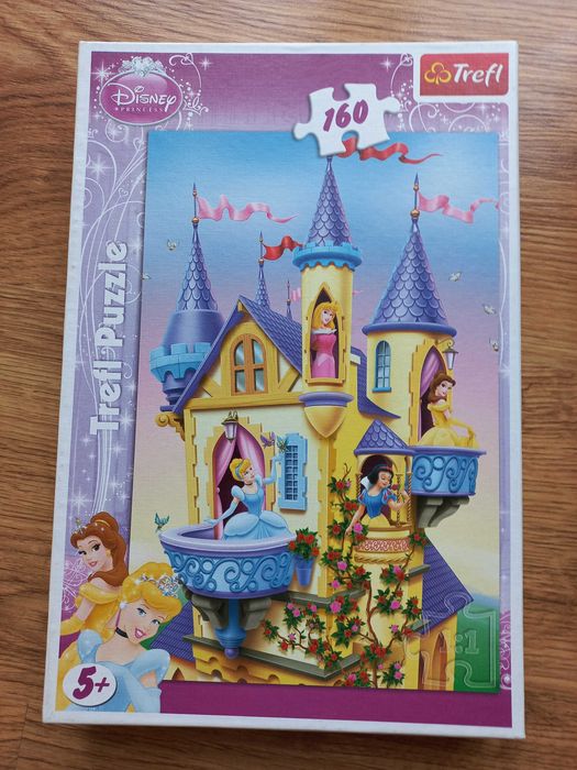 Puzzle Trefl Królewna Śnieżka 2w1 100el i 70el + Księżniczki 160el