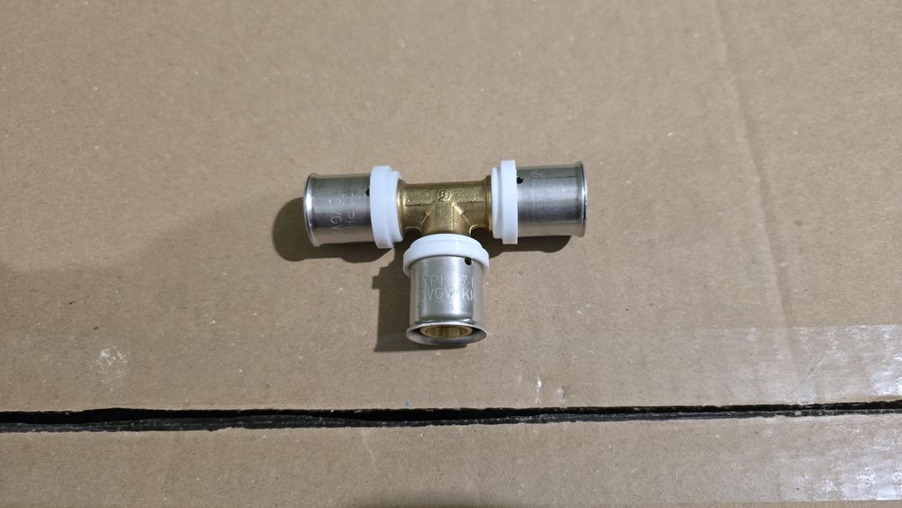 Прес-фітинг трійник Herz 20×20×20 (20x2/20x2/20x2). Press Herz 20x2