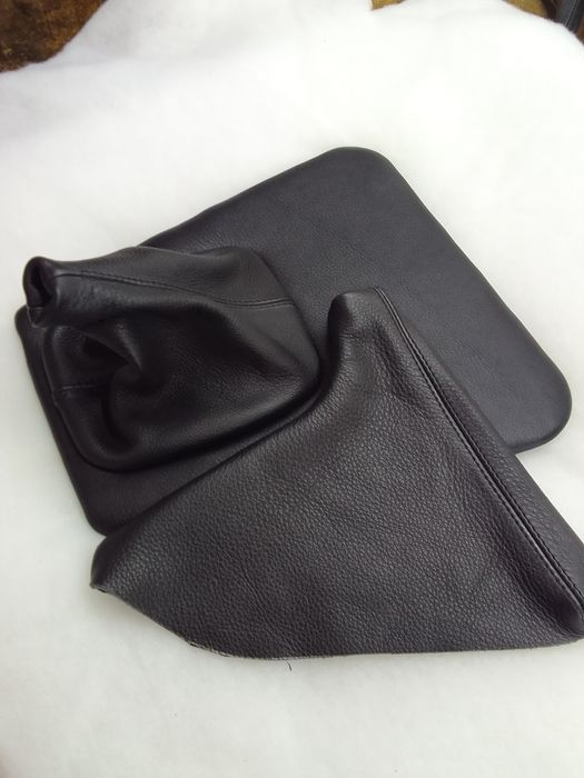 Запчасти бмв е32 е34(чехол кпп и ручник)