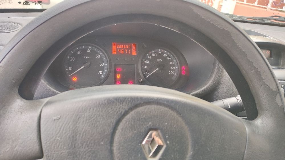 Renault Clio van de 105cv