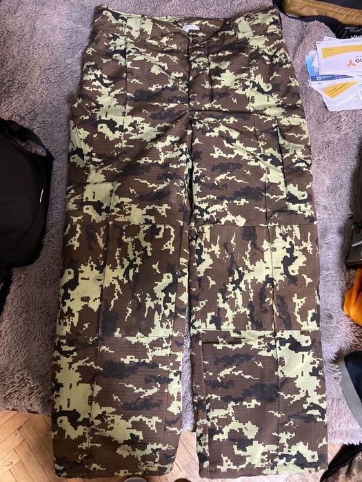 Штани утеплені піксель