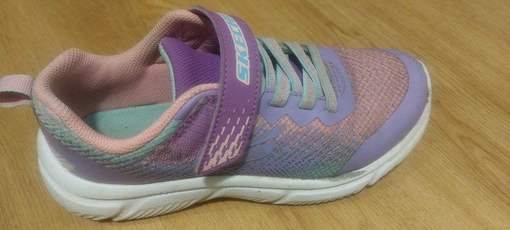 Sneakersy dziewczęce skechers