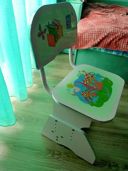Стіл та стільчик 2-5 років / три положення розкладання / новий