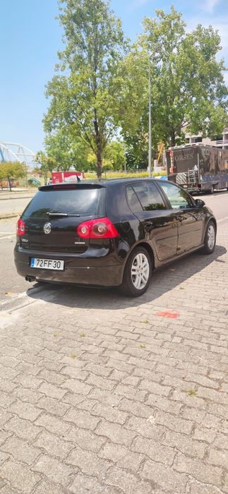 VW Golf 5    (look GTi)
