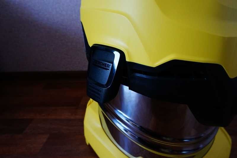 Пилосос Karcher WD 4
