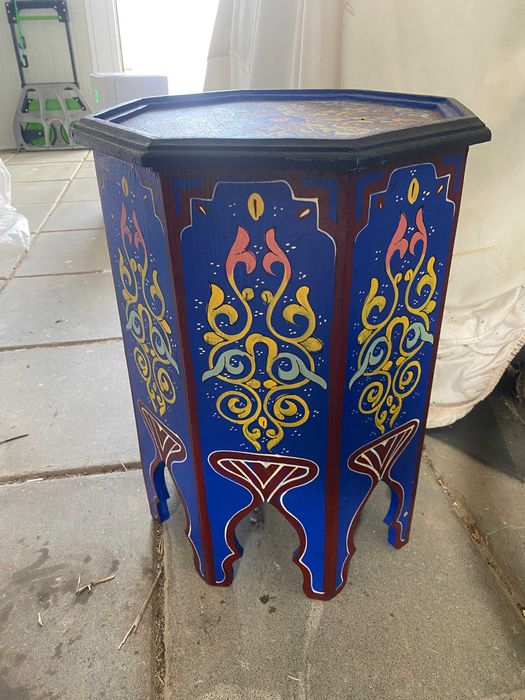 Mesa de Apoio Marroquina em Madeira, Pintada à Mão