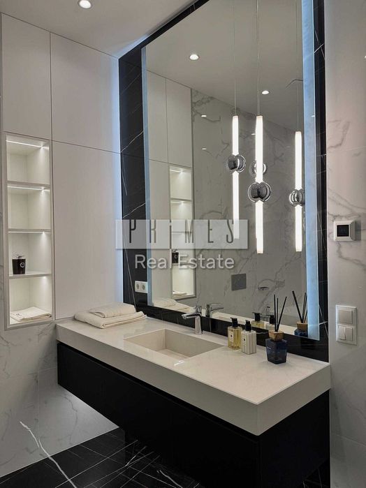 Продажа 2к квартиры 85м2, ЖК Новопечерские Липки, ул. Верхогляда, 15Б