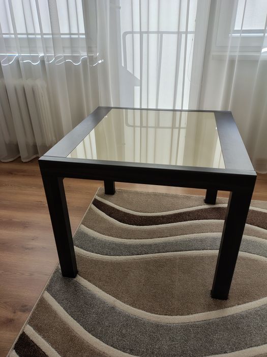 Stół z litego drewna rozkładany , blat szkło hartowane