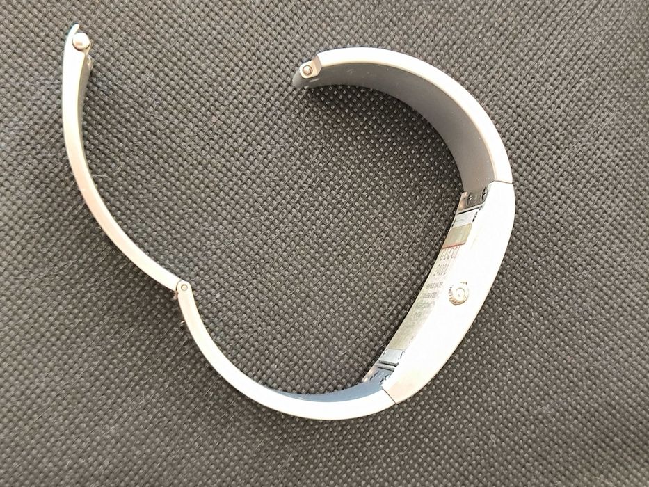 Relógio Gucci 2400L original