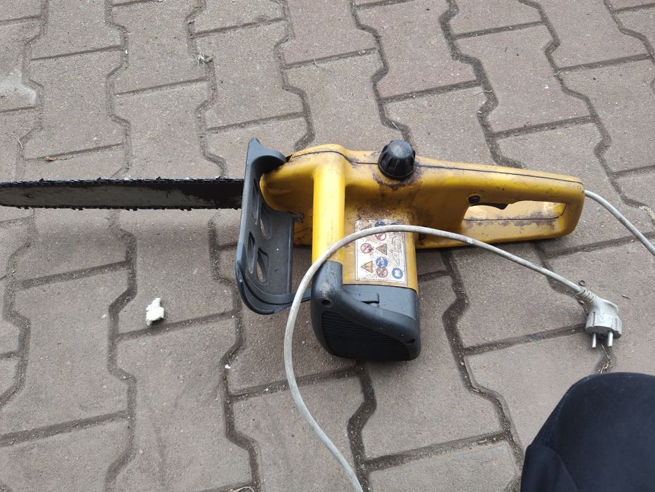 Piła elektryczna.