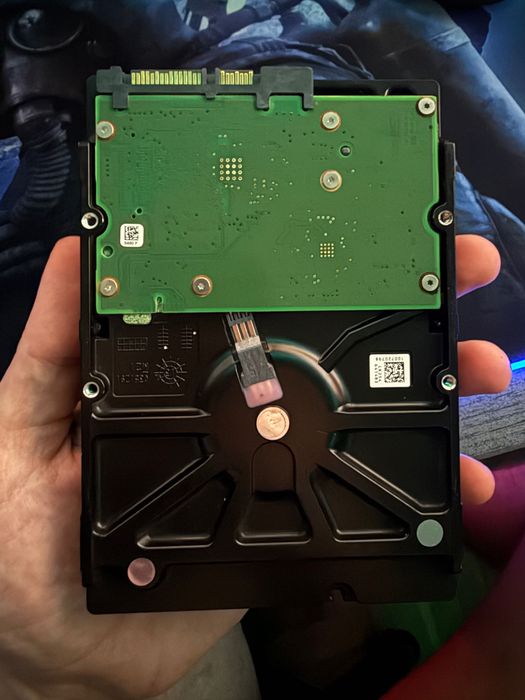 Хард диск / HHD / 4 tb