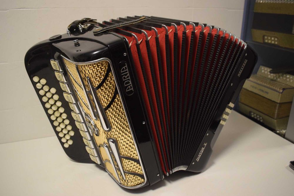 Concertina Adria 5 Voz  Tonalidade Do. N 253