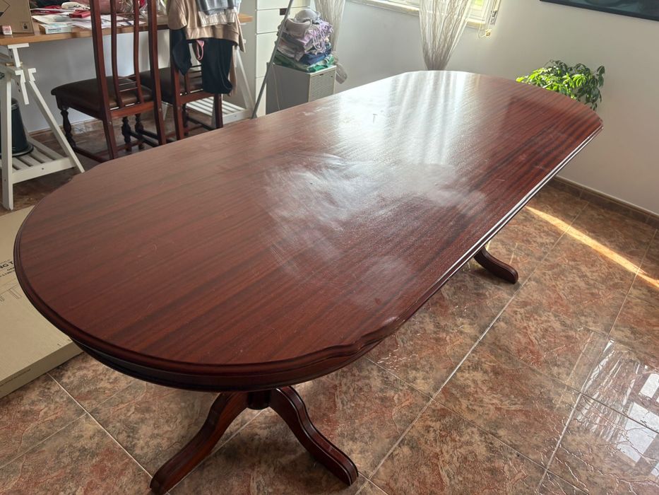 Mesa de jantar - Comprimento:2050 cm Largur: 97cm
