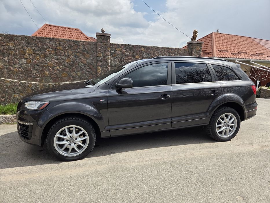 AUDI Q7 2014р.в  3.0 дизель