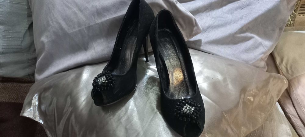 Туфлі під вечірню сукню