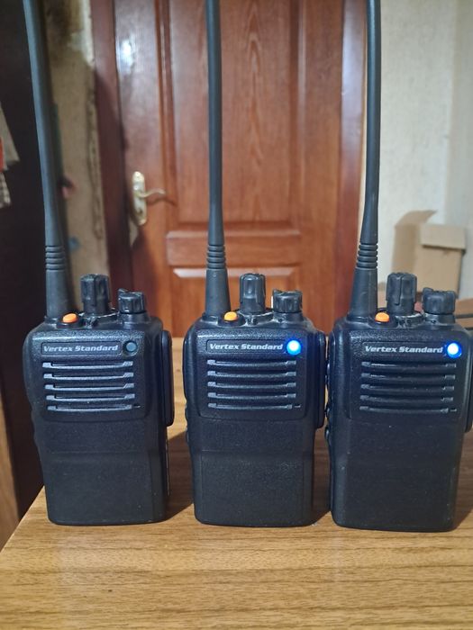 Радиостанция серии  DP 4800е оригинал  Kenvyd Verfex Ikom