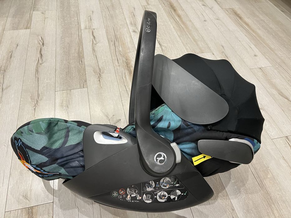 Nosidelko Cybex  Cloud Z i-Size