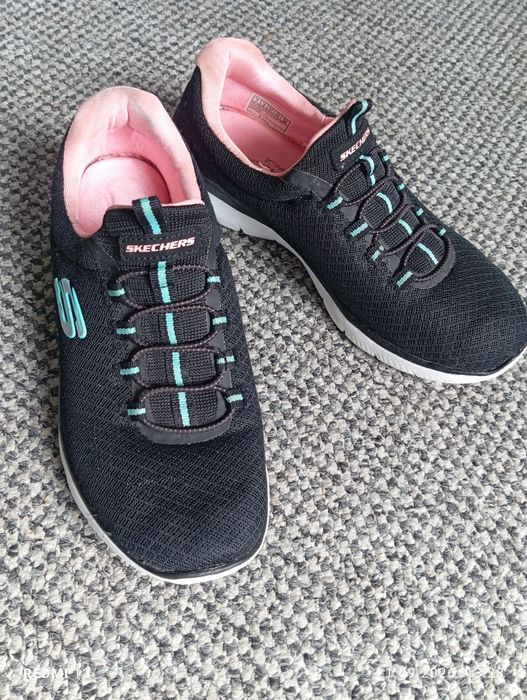 damskie buty sportowe Skechers Summits  r. 37