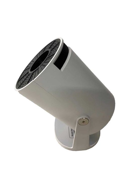 Projetor multimédia com tecnologia LED SOURCE e resolução Ultra HD.