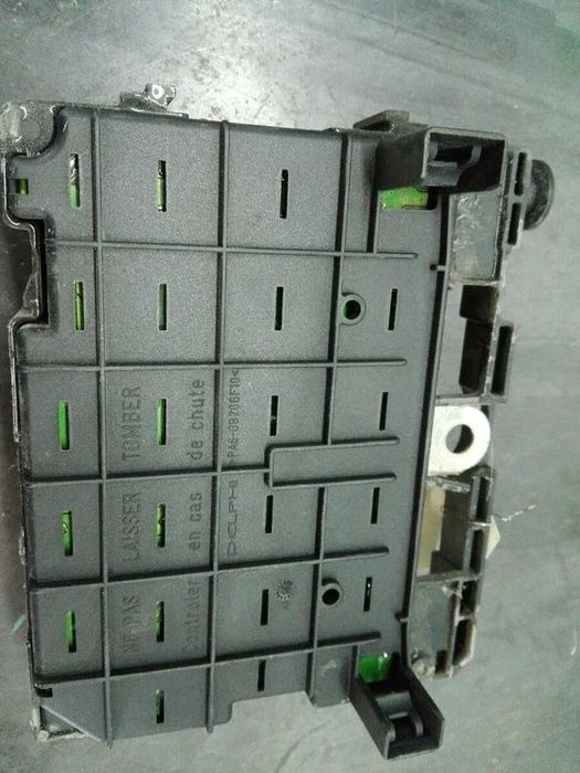 CAIXA RELÉS / FUSÍVEIS CITROEN XSARA 1999 -9646405280